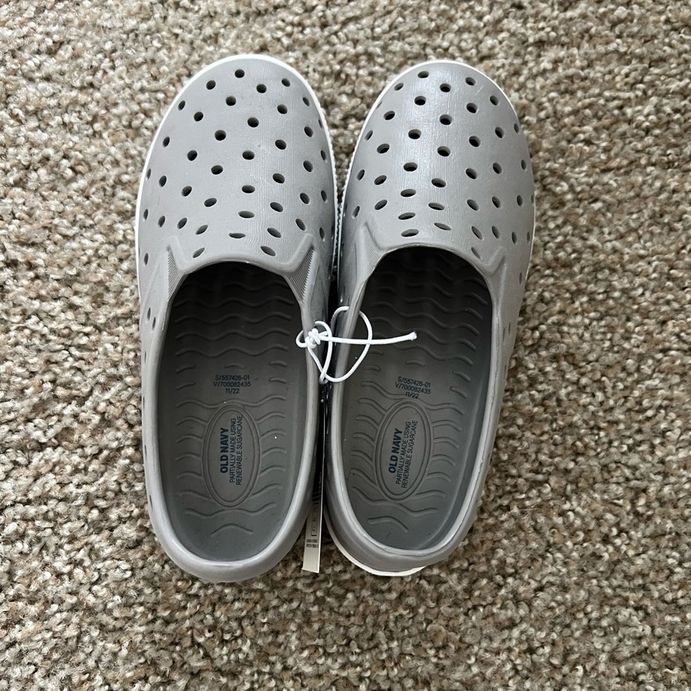 Kids old navy size 11